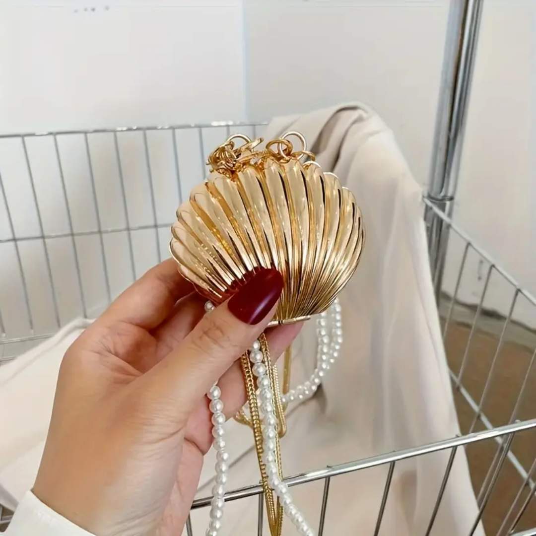 Amore Akrilik Zincir Detaylı Mini Çantası